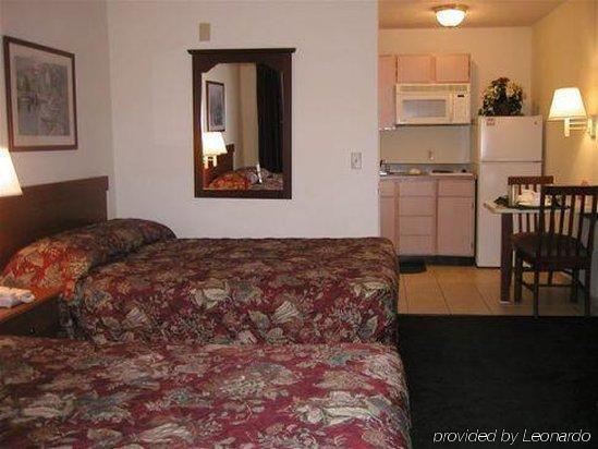 Intown Suites Extended Stay Charlotte Nc -East Independence Quarto foto